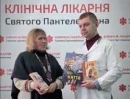 Лікують не лише пігулками: Володимир Поцелуєв перетворює сумську лікарню на простір затишку