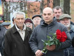 Від соціальних гарантій до гуманітарної допомоги: Леонід Ніколаєнко розповів про системну підтримку чорнобильців у Сумах