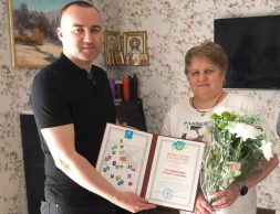 Олексій Романько підтримав матір-виховательку з Роменщини, яка подарувала дім 14 дітям-сиротам